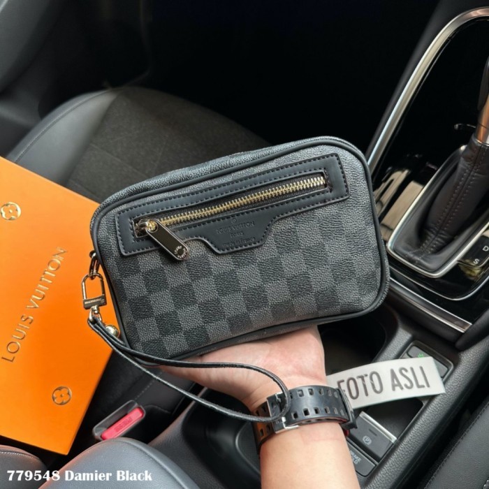 

TERLARIS TAS PRIA HAND BAG 779458 (FREE SARUNG KAIN+BUBBLE WRAP) MURAH!!! MURAH