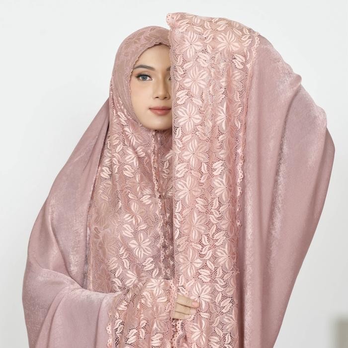 ( Sutra Silk Premium )Mukena Dewasa Armani Full Renda Silk Premium Luxury Grade A Mewah