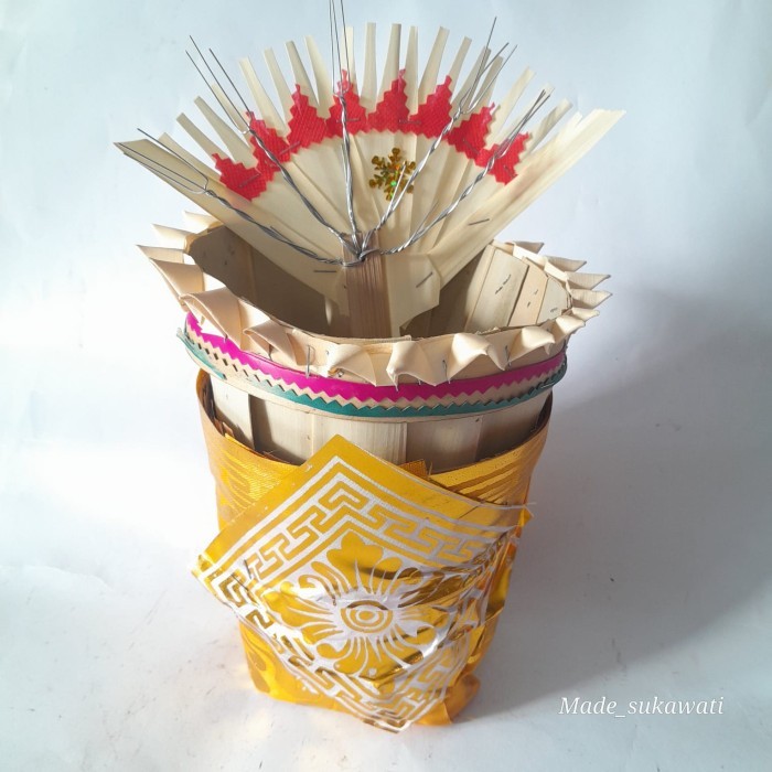 ] Sangku tempat wadah tatakan daksina