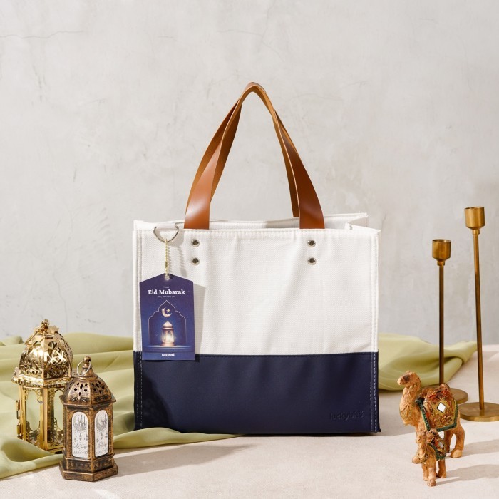 

Hampers Lebaran / Parcel Lebaran - Canvas Bag - Afiya Set - Luckybite Original Dan Terpercaya