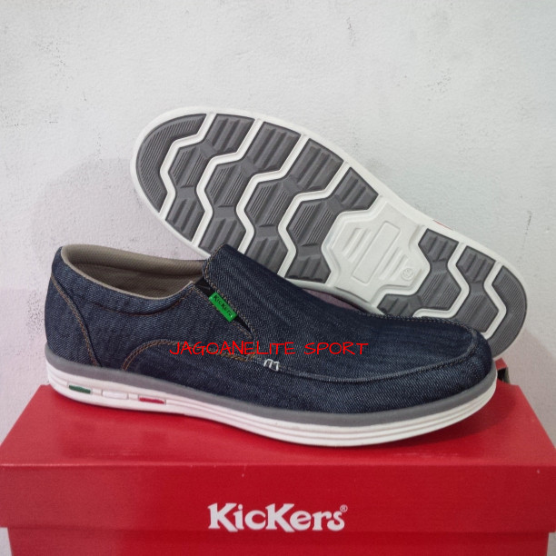Kickers Slop Kanvas. Sepatu Santai Pria Casual Bahan Canvas.