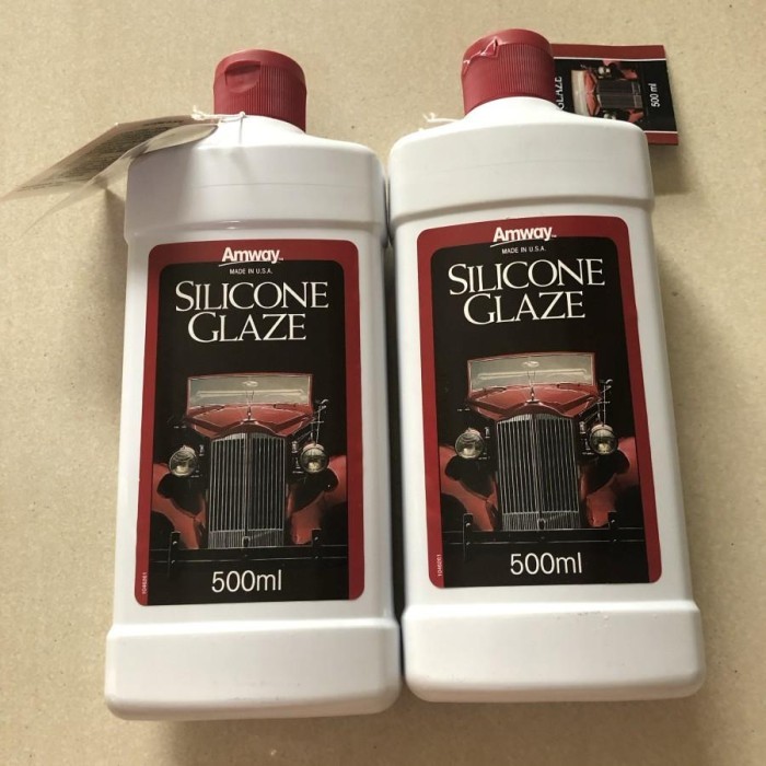 Silicone Pembersih Dan Pengkilap Body Mobil