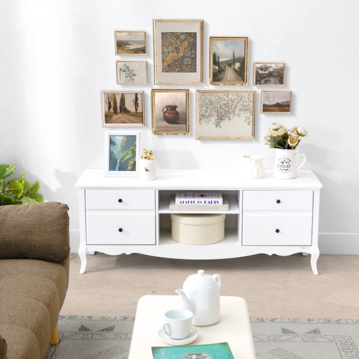 Ifurnholic Charlotte Tv 125 Lemari Tv Kayu Klasik Meja Tv Minimalis