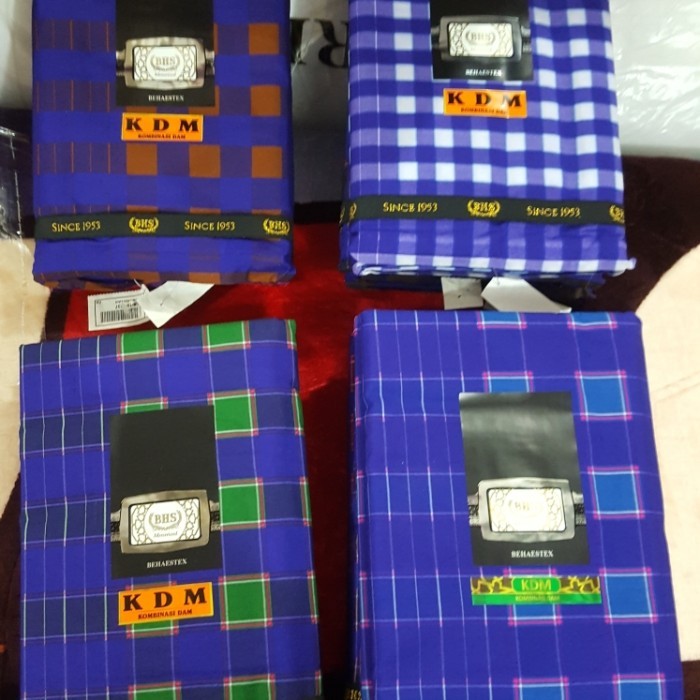 Kosanshoop Sarung Tenun Bhs Kotak Samarinda - Bhs Exlusive - Asli Bhs