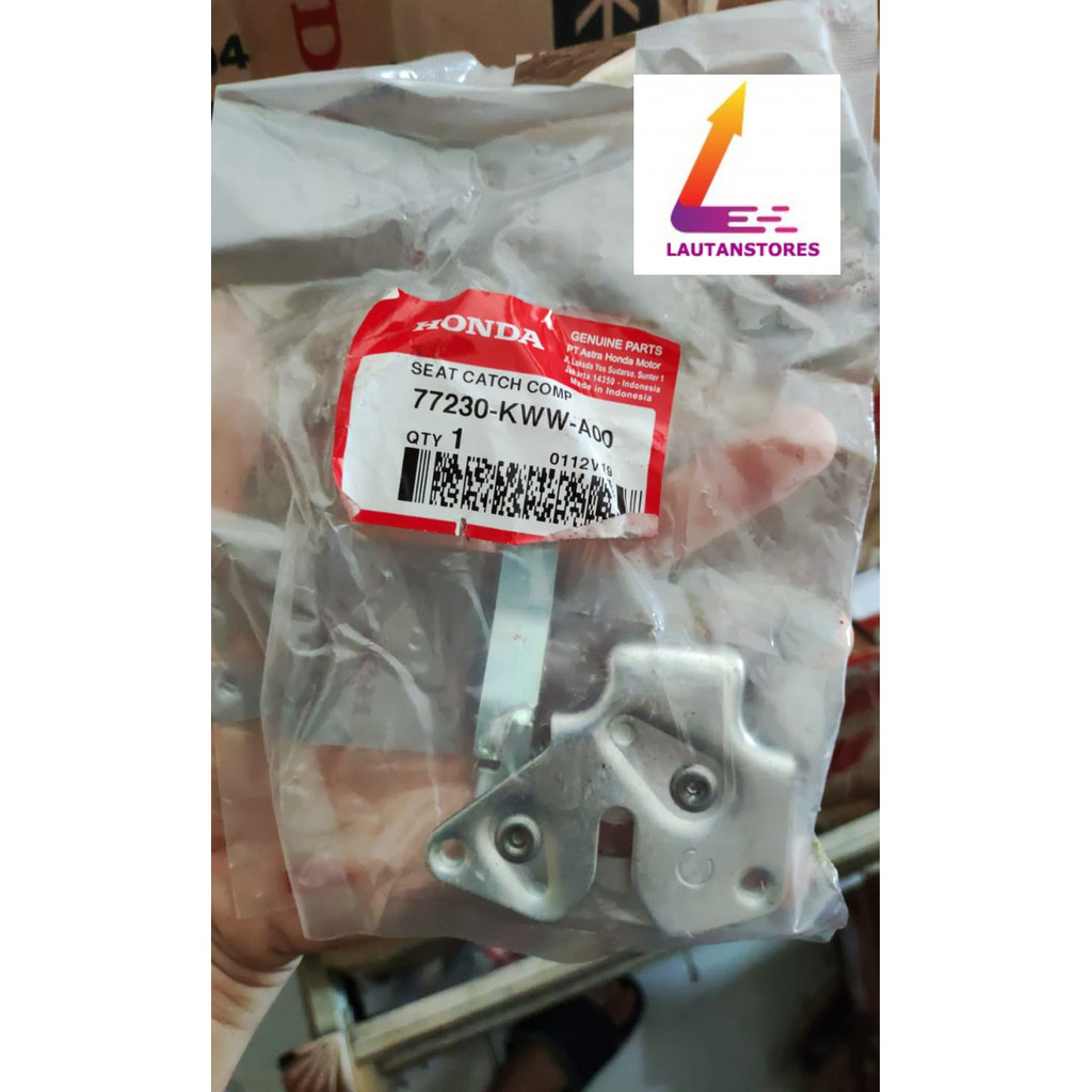 77230-Kww-A00 Dudukan Kunci Jok Seat Lock Revo 110 2009 - 2010 Karbu Termurah Langka
