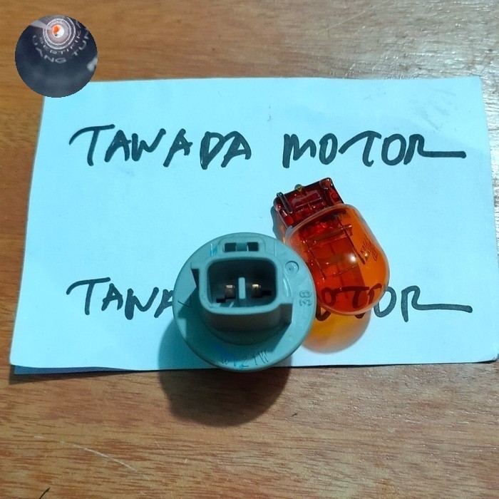 Soket Lampu Sen Sein Depan Plus Bohlam Innova Vvti 2005-2010 Termurah Langka