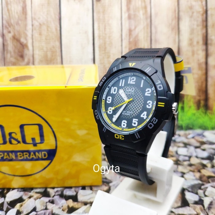 Q&Q Qq Qnq Analog Jam Tangan Pria Karet Hitam Gw36J002Y Original
