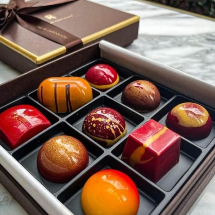 

TERBARU THE RR CHOCOLATE PREMIUM ARTISAN COKELAT BOX !!!!!