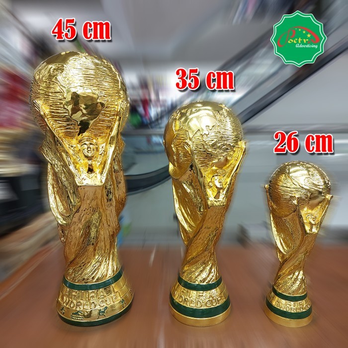 TERBARU Piala Trophy Piala Dunia ( Fifa World Cup ) Chrome Gold