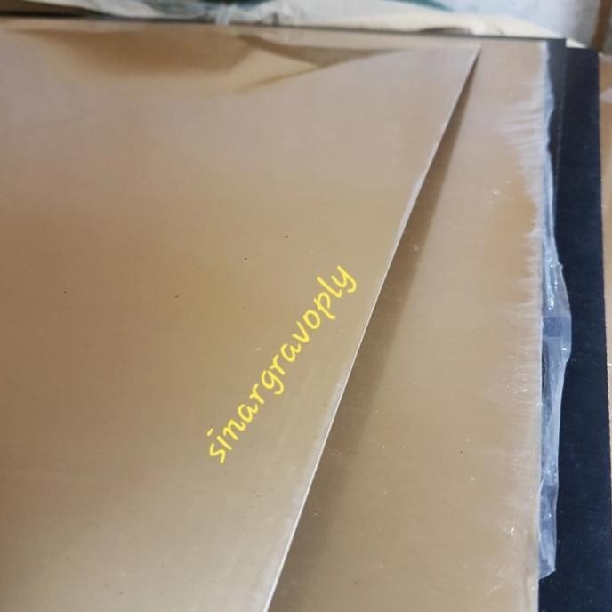 

Promo gravoply gold doff teks hitam bahan gravir ukuran 120x60cm tebal1.5ml COD
