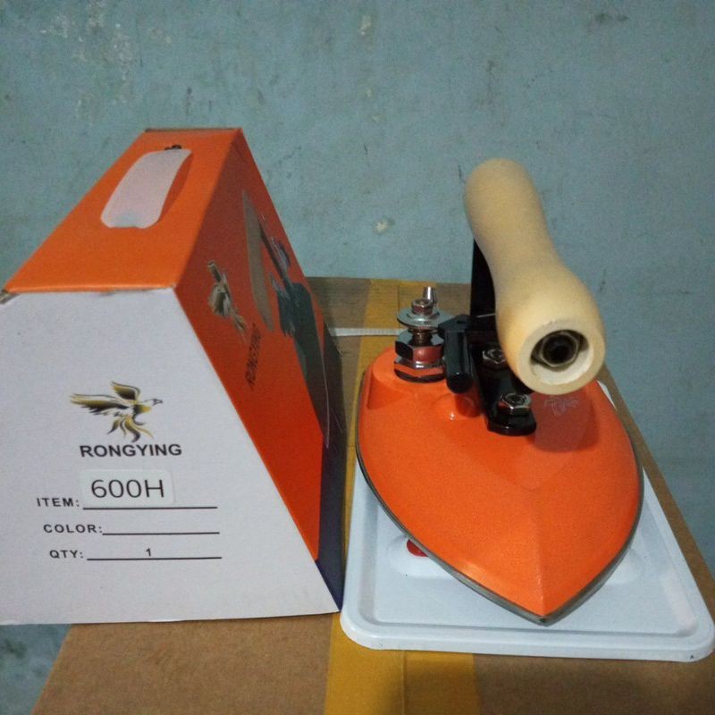 RONGYING Kepala Setrika Uap Boiler Laundry / Gosokan Uap Boiler Laundry 56 Lubang