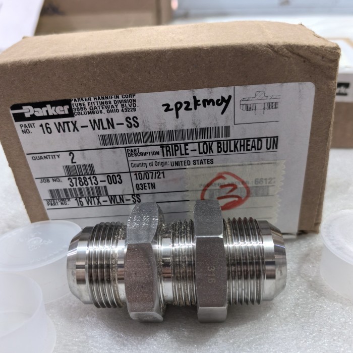 

Bulkhead Union 1" Male JIC 37 SS316 Parker 16 WTX-SS