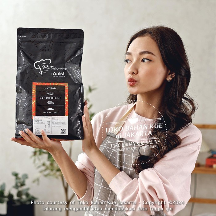 

Patissier 40% Chocolate MILK 1kg Couverture Coin Coklat Susu Enak