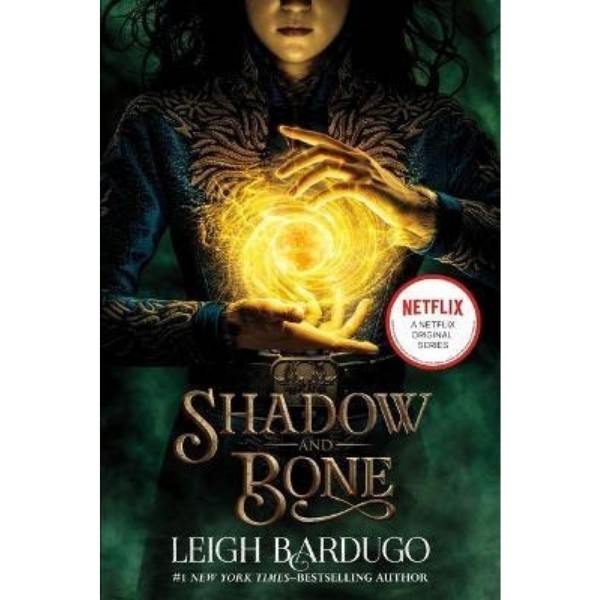 

BUKU IMPORT - Shadow and Bone #1 (Media Tie-In)