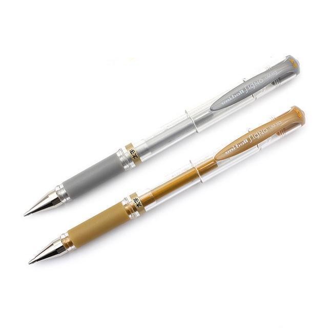 

TERBARU UNI BALL SIGNO WHITE GOLD SILVER GEL PEN UNISIGNO UNI-BALL SIGNO BROAD UM-153 WHITE PEN PENA