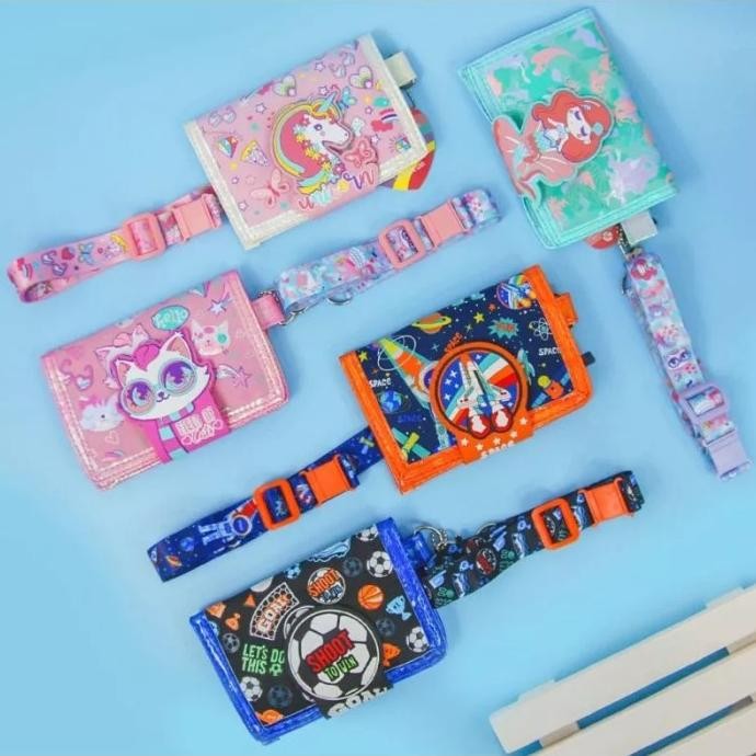 

Grosir Vest Wallet Dompet Lipat Tali Lanyard 3D Timbul