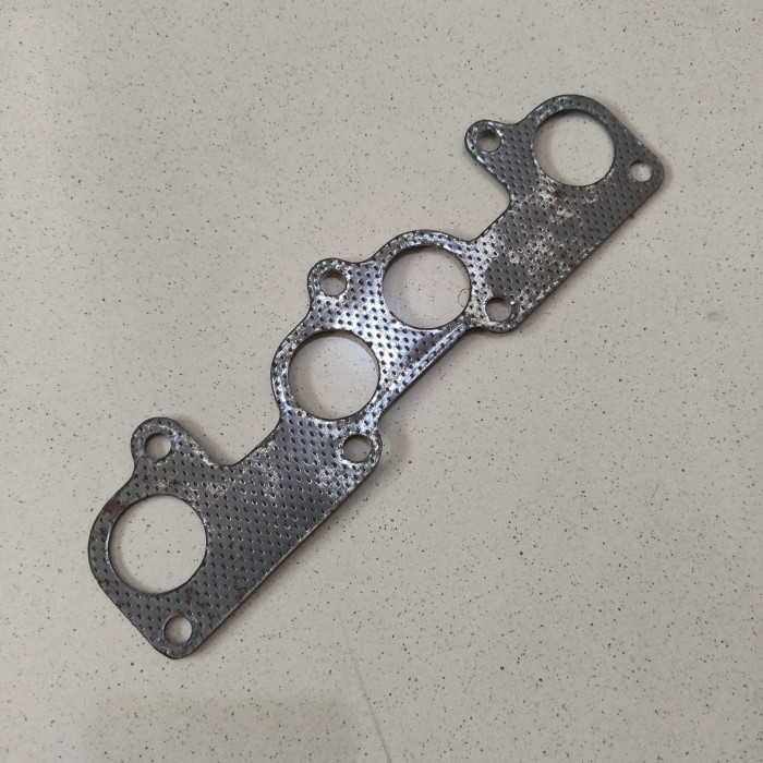 Pak Manipol Ford Laser Sparepart Ford Laser