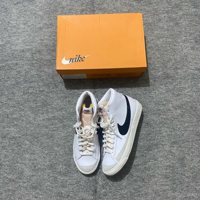 Nike Blazer Mid 77 vintage Original RESMI