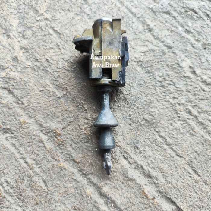 Silinder Kunci Pintu Bmw E90 Original