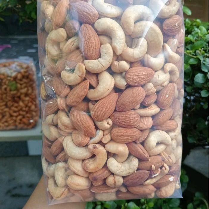 

BARANG TERLARIS MIX NUT ALMOND DAN KACANG METE