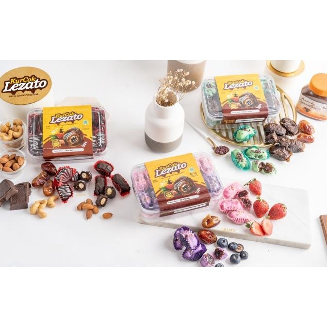 

Murah Kurma Cokelat Kurcok Lezato Isi 3 Toples