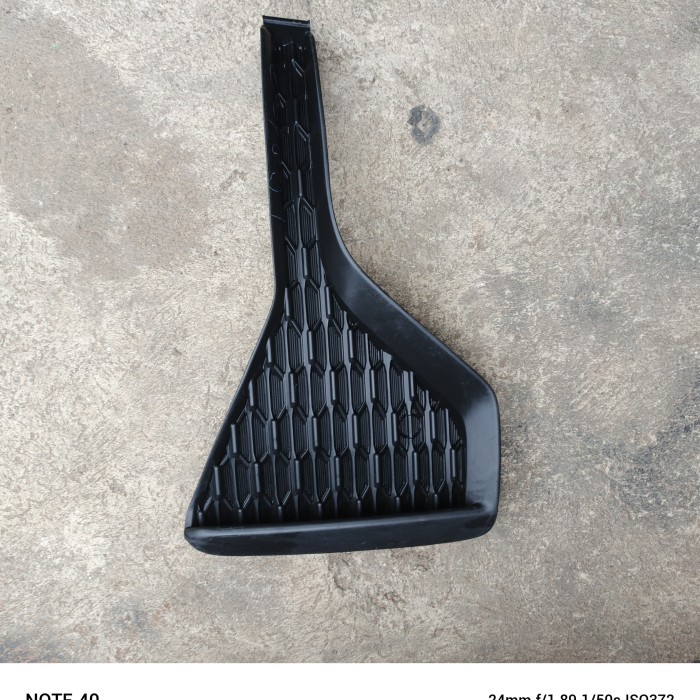 cover bumper innova zenix