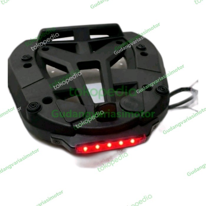 Breket Box Xmax 2023 Cket/ Breket Box Givi/Breket Box Xmax Srx Givi