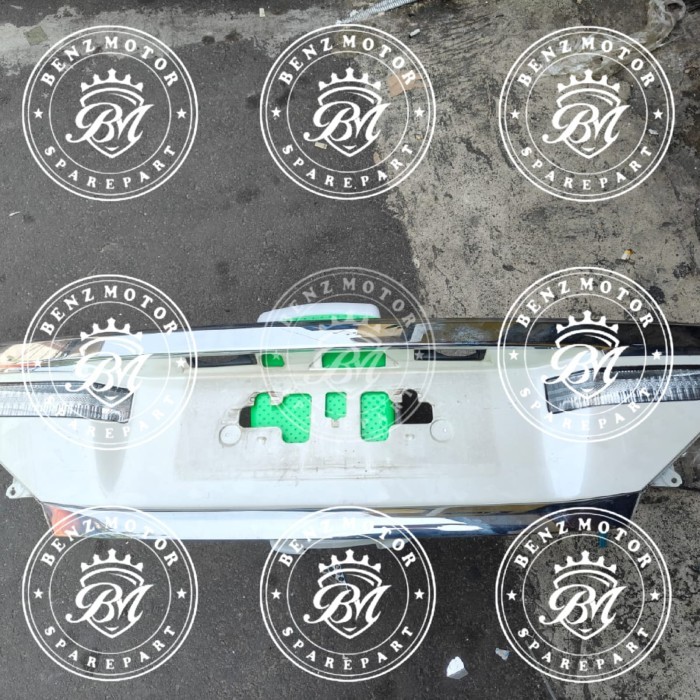 Trunklid Cover Bagasi Toyota Alphard Vellfire New