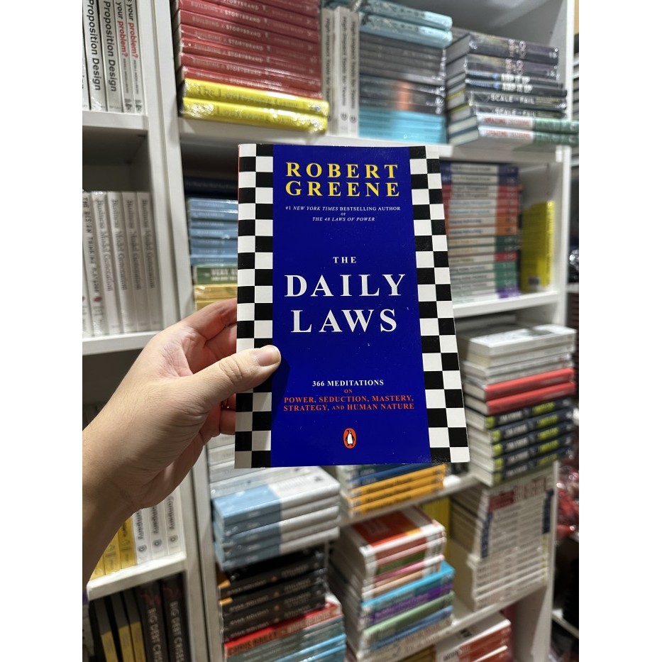 

Buku Import The Daily Laws by Robert Greene (Original Paperback)