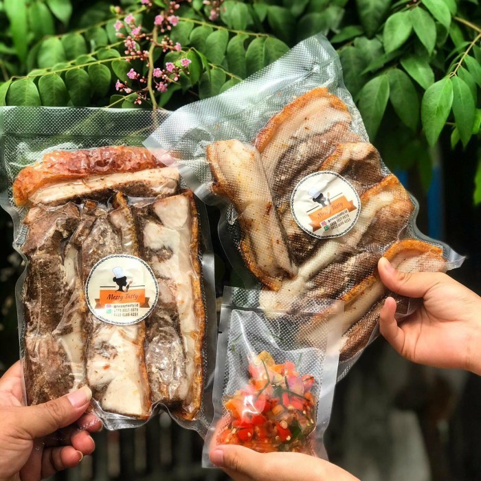 

Siobak Babi Panggang Crispy Vacuum 250gr