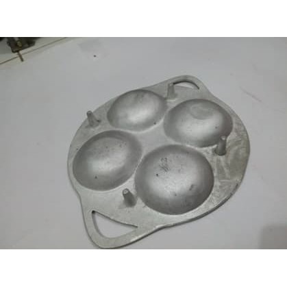 

READY STOCK LOYANG / CETAKAN KUE SERABI & DORAYAKI 4 LUBANG KAKI