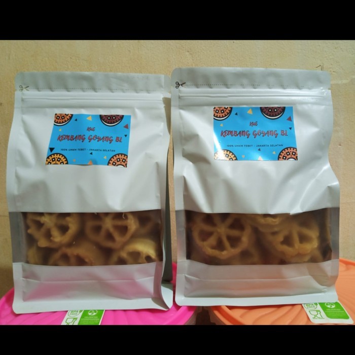 

Kue Kembang Goyang Bl - Manis,Wijen (Toples Ukuran 8 Liter)