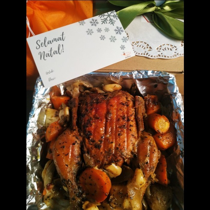 

Christmas Hampers Homy Roasted Chicken