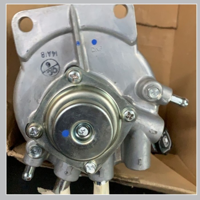 Terbagus Hand Pump Fuel Filter Fuso Fn62F - Pompa Solar Fuso Fighter 6M60T Asli
