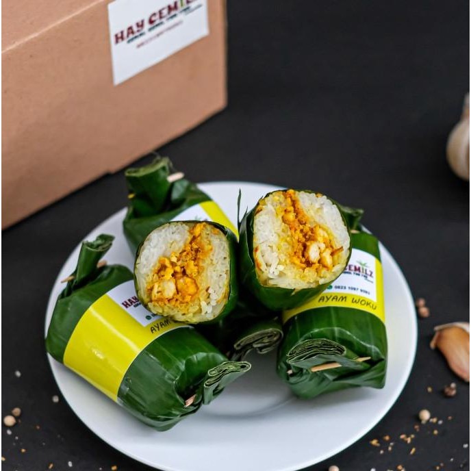 

Super Sale!, Hampers Lebaran Lemper Ayam Aneka Rasa Hay Cemilz Isi 15 Dengan Kartu
