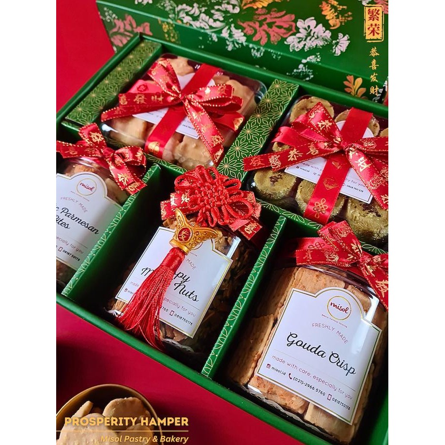 

Hampers Parcel Misol Cookies Kue Kering Isi 5 Toples Original Dan Terpercaya