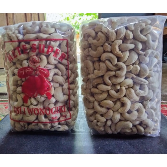 

KACANG MEDE MENTAH GRADE A ASLI WONOGIRI UKURAN 1 KG
