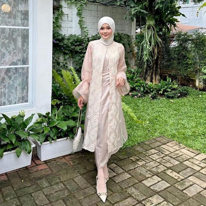 SYAFARA OUTER | TUNIC OUTER | OUTER BRUKAT | OUTER WISUDA | OUTER DRESS | OUTER LEBARAN | OUTER KOND