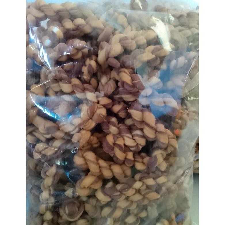 

SALE KUE TAMBANG UNTIR CEMILAN MANIS GURIH KEMASAN 1KG th-23