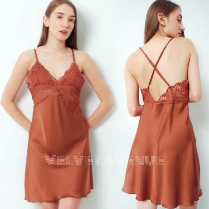 

Daster Lingerie Wanita Baju Tidur Silk Satin Lingeri Salm Cewek Original
