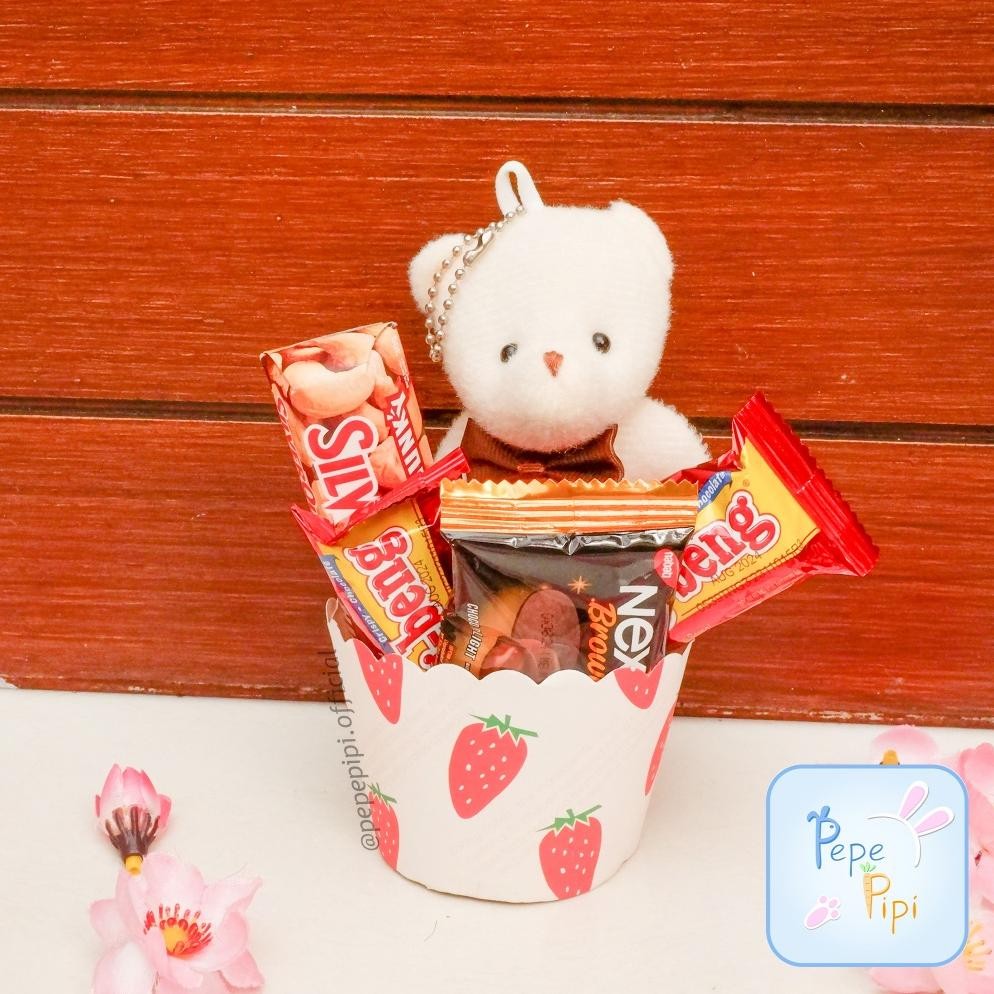 

BISA COD Mini Gift Snack / Hampers Snack / Bingkisan Snack Cup Gift Kado Valentin Set coklat Silverqueen Kue Hadiah Bingkisan Makanan kasih sayang love boneka bear beruang Hadiah Buket eH-23