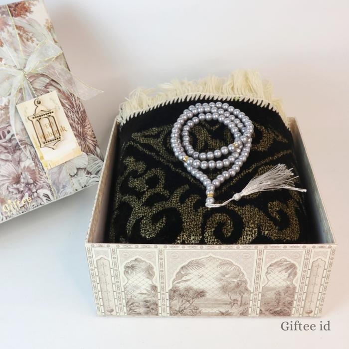 

Promo Hampers Mekkah Lebaran Exclusive Hard Box Isi Kue Kering Sajadah Cookies Sajada Snacks Snack