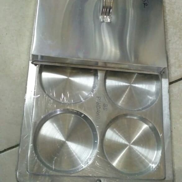 Ready CETAKAN MARTABAK MINI 4 LUBANG PLUS TUTUP