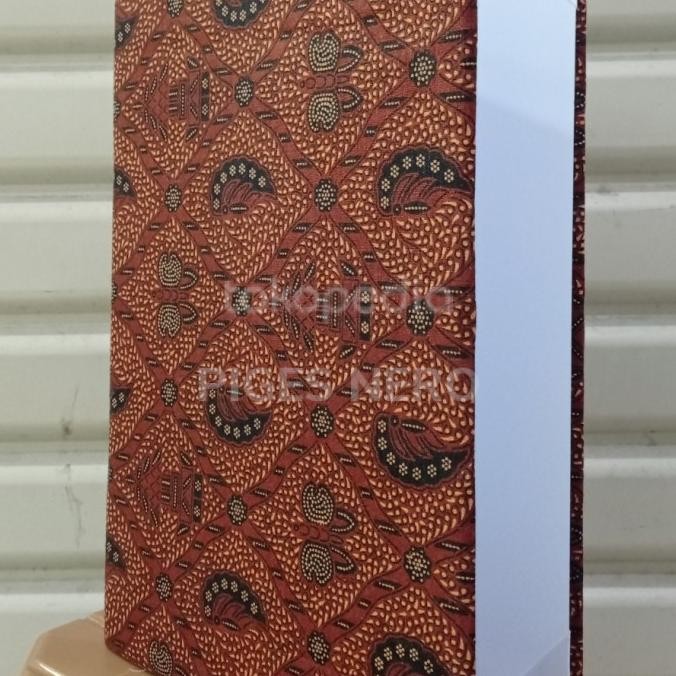 

MAP UPACARA BENDERA KAIN BATIK UKURAN 35X23CM STOK TERBATAS