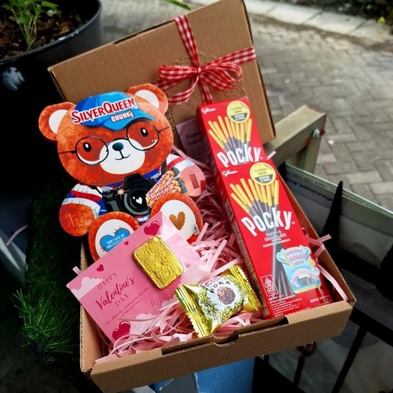 

TERMURAH Hampers Silverqueen Bear coklat silverqueen hampers valentine kado coklat murah kado coklat spesial kado pacar kado coklat spesial valentine days al-116