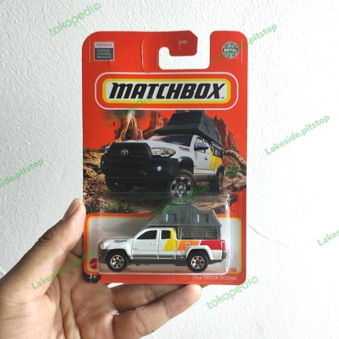 Matchbox Toyota Tacoma Putih