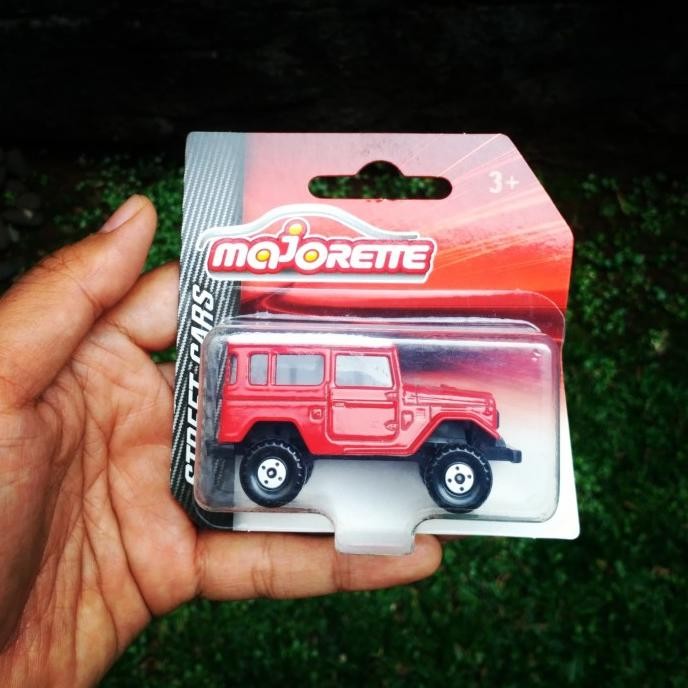 Majorette Toyota Land Cruiser Merah
