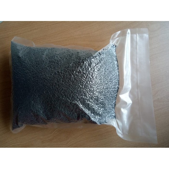 

BIJI WIJEN HITAM UK 1 KG