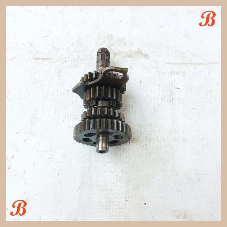 [DNM] AS GIR GEAR DEPAN GIGI RASIO SHOGUN 125 R ORIGINAL COPOTAN