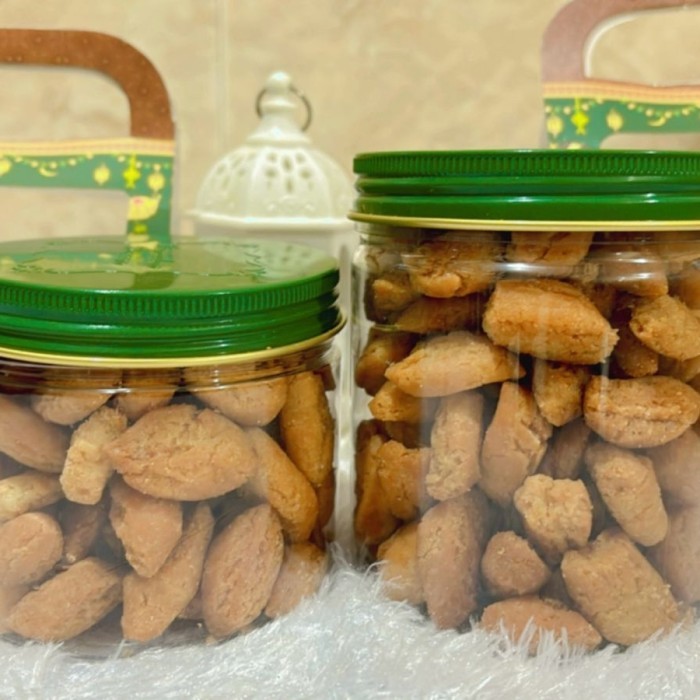 

Terbatas Biji ketapang Hampers idul Fitri/ Hampers lebaran Lebaran!